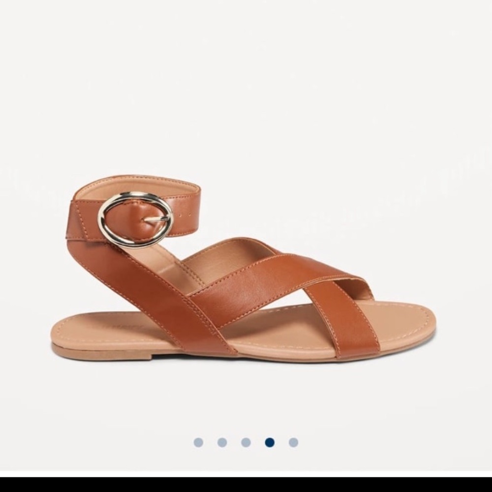 Worn once brown Old Navy sandals